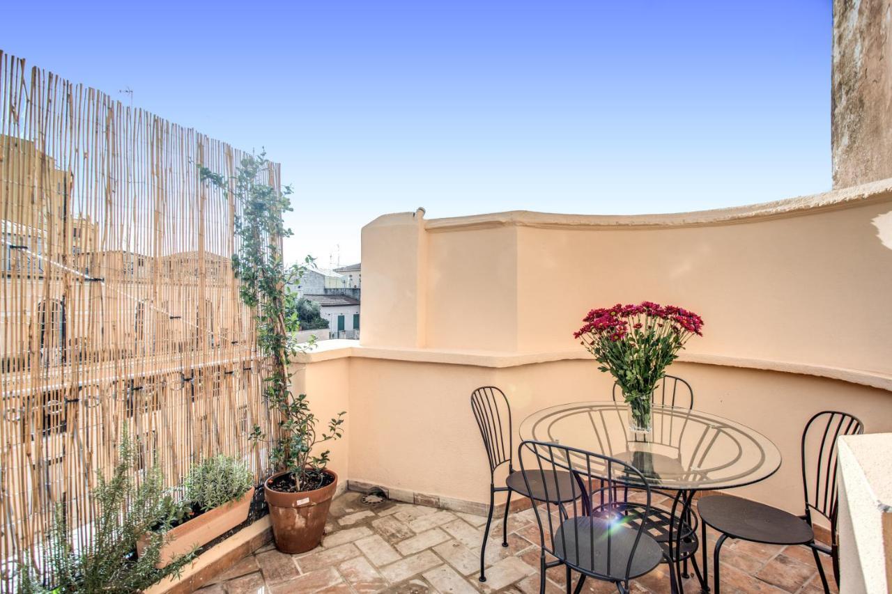 Апартаменты Cavour Attic With Terrace Рим Экстерьер фото