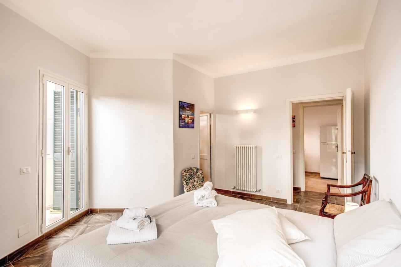 Апартаменты Cavour Attic With Terrace Рим Экстерьер фото